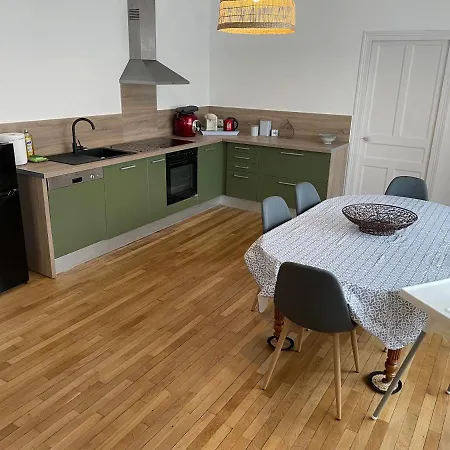 Apartment Spacieux-centre Ville-moulins-le Pal 20min *