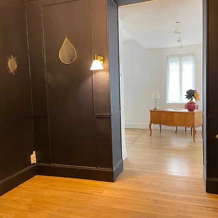 アパート Spacieux-centre Ville-moulins-le Pal 20min ムーラン